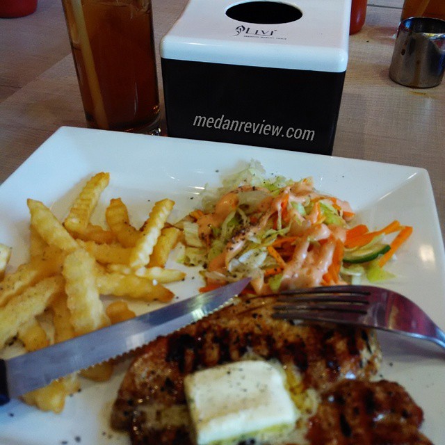 Steak Hotspot : Steak House di Ruko Centre Point Mall Medan