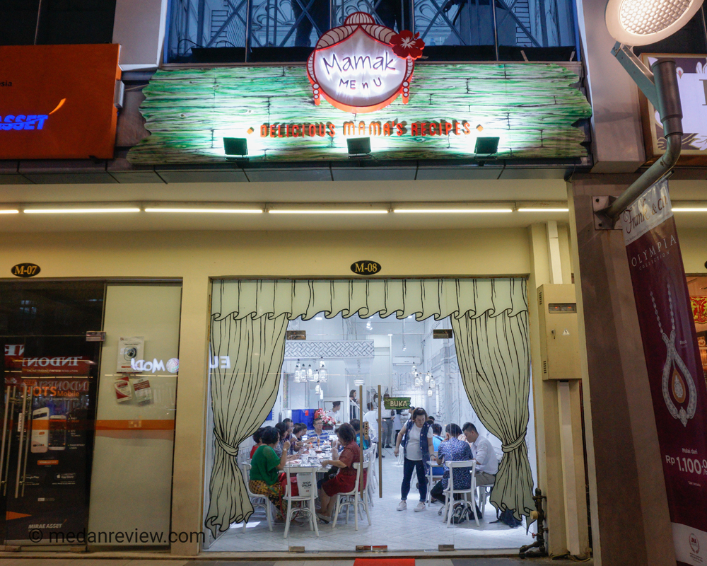 Photo #9 : Restoran Peranakan Mamak Me n U (Menu), Berkonsep 2D Pertama di Medan