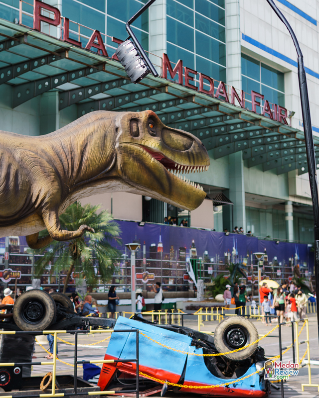 Dinoland - City Invasion: Invasi Dinosaurus Bermula di Plaza Medan Fair