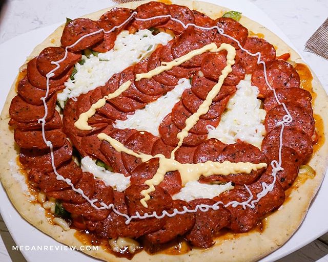 Pizza Avengers di Le Polonia Hotel Food Avengers Night Sambut Tahun Baru 2019