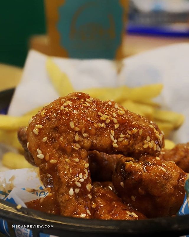 Chicken Hot-Wings dari Hot Star