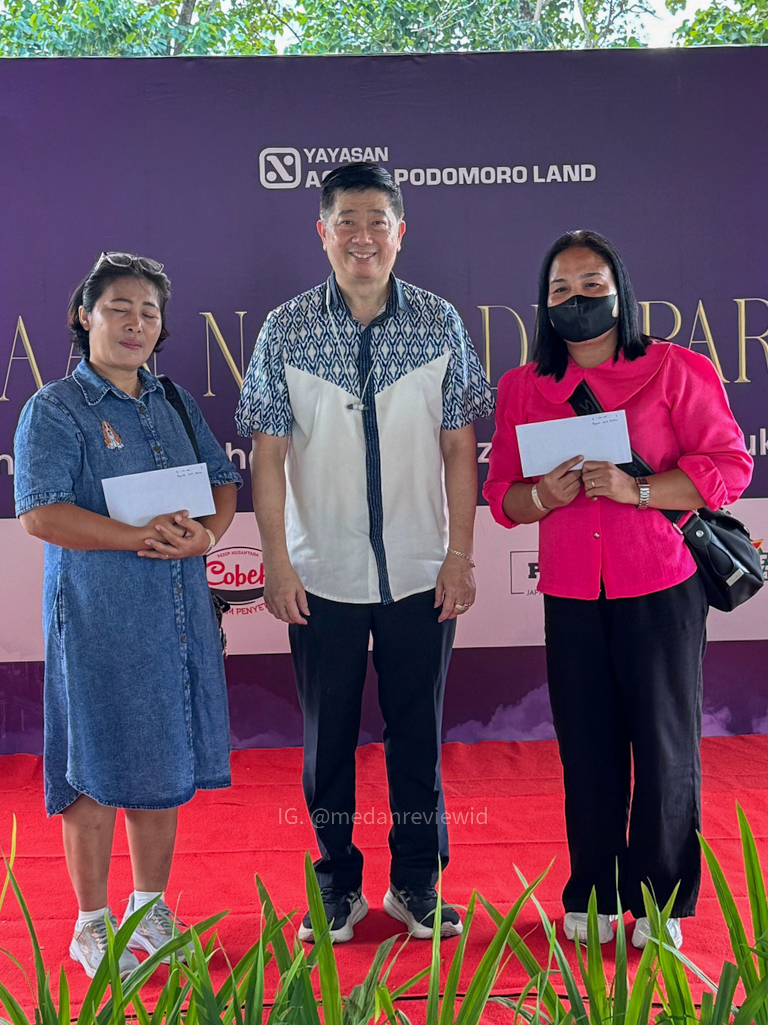 Penyerahan Bantuan CSR Secara Simbolis