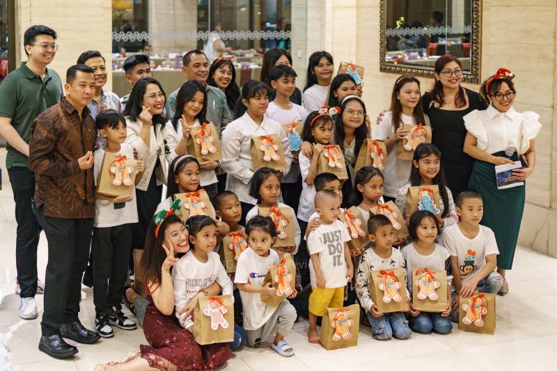 Tree Lighting Celebration “A Night to Shine” ARYADUTA Medan, Simbol Harapan & Kepedulian