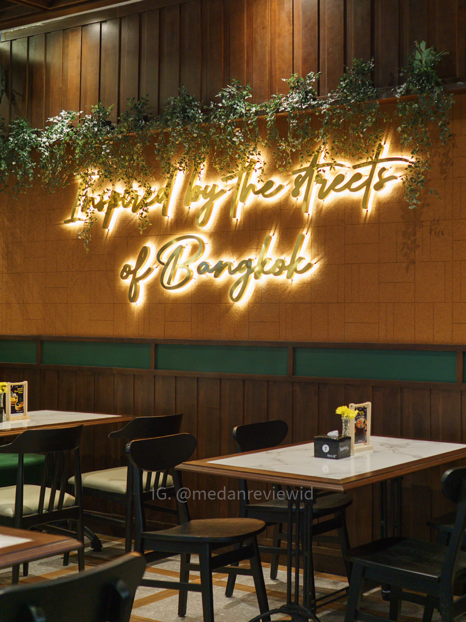 Thai Street Ter-Inspirasi Dari Pasar Malam di Bangkok