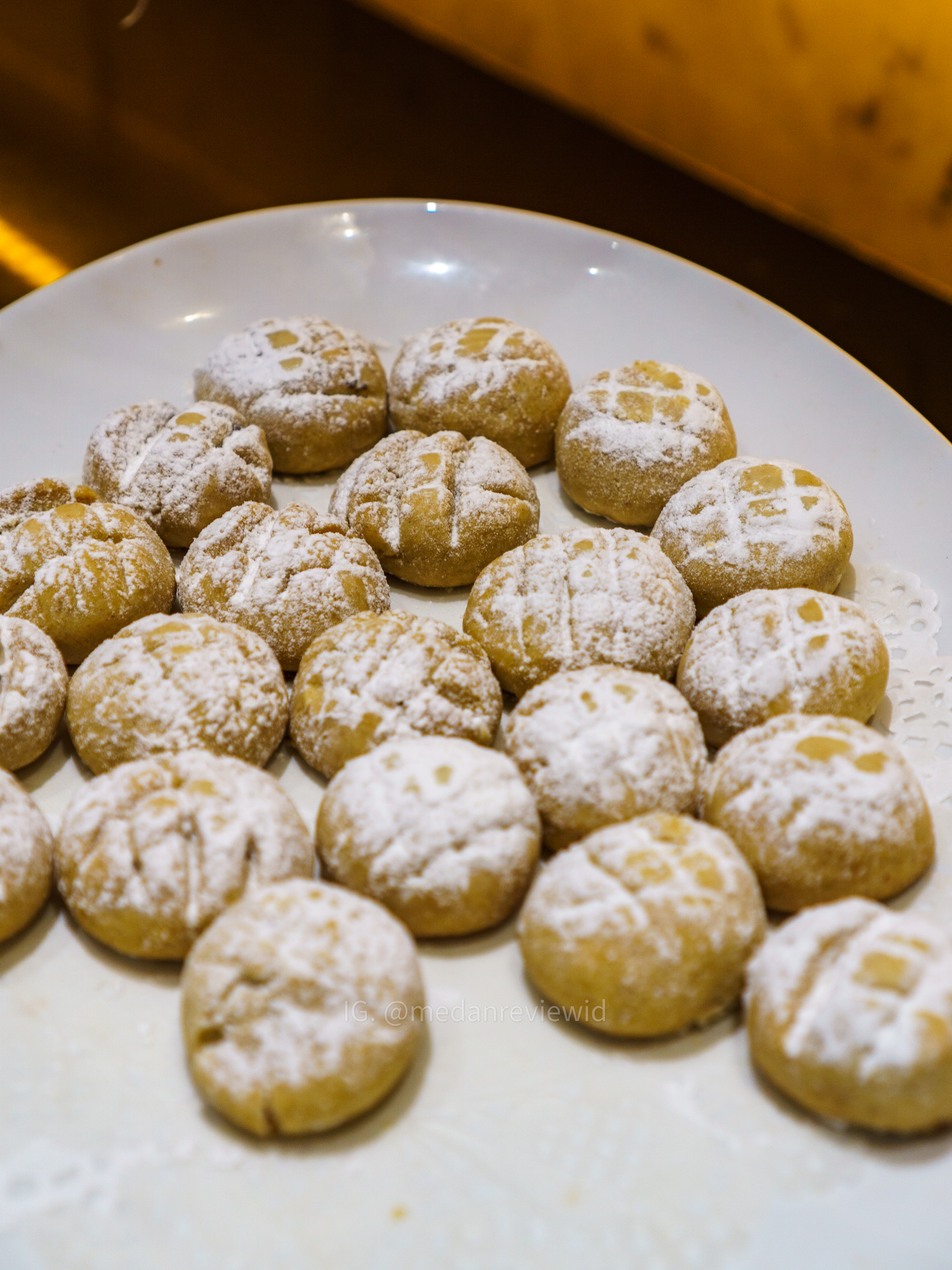 KAHK - Cookies Khas Mesir Saat Hari Raya