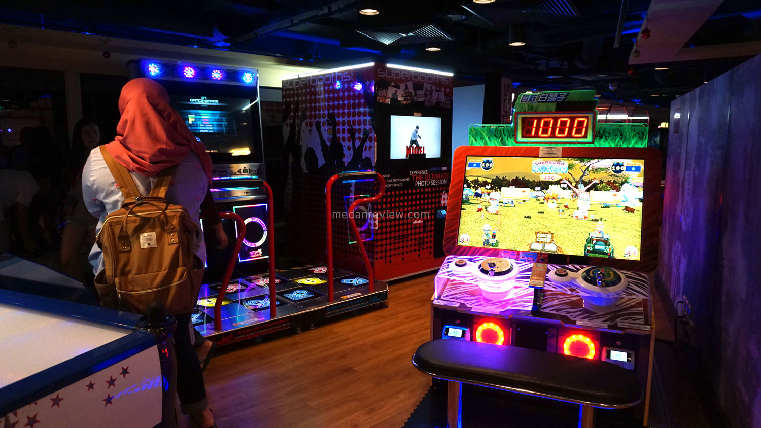 Ruangan Bermain Arcade
