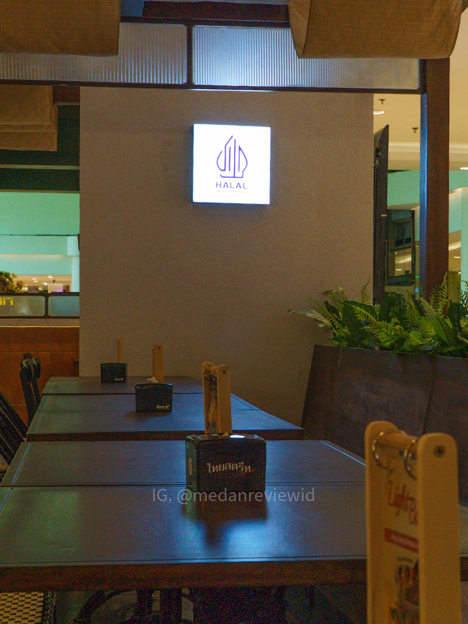 Restoran Thailand Bersertifikat Halal MUI