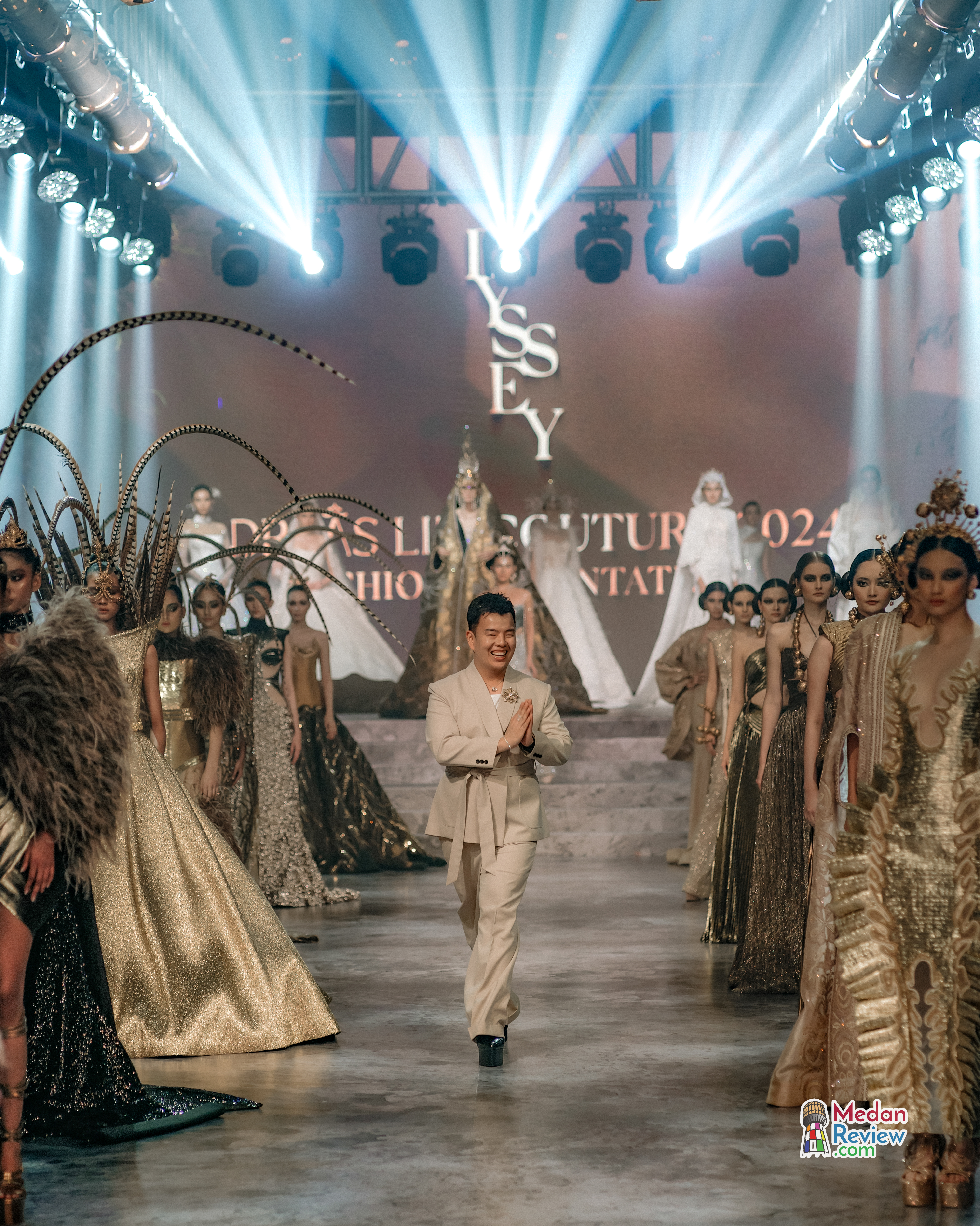 Fashion Show Debut Pertama Andreas Lim Couture 2024 Bertema 