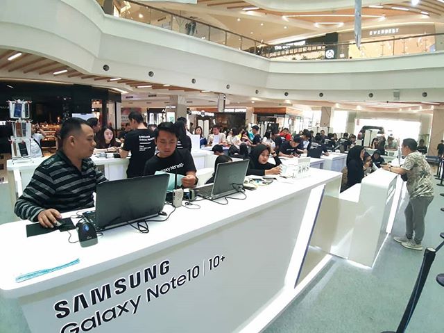 Photo #6 : XL Axiata & Samsung Indonesia Bundling Samsung Note 10+