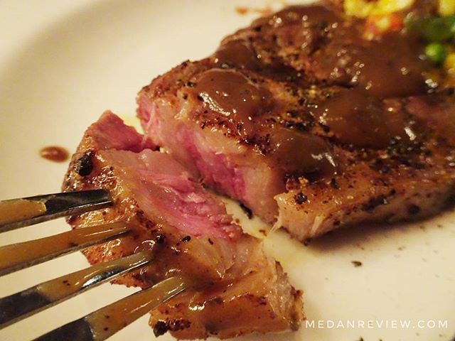 Australian Wagyu Rib Eye (Medium Well) Steak Prime Steakhouse & Bar (@PrimeSteakhouseAndBar)