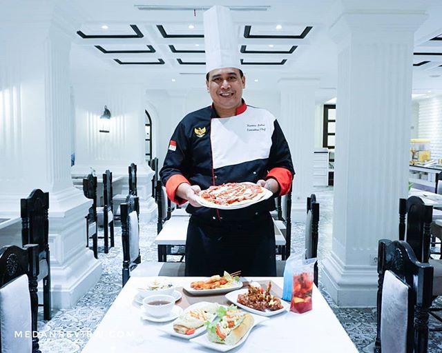 Chef Le Polonia Hotel Memperkenalkan Menu-Menu Food Avengers Night