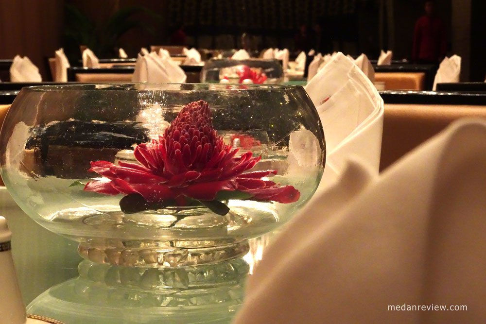 Dekorasi Meja Jade Restaurant, JW Marriott Hotel Medan