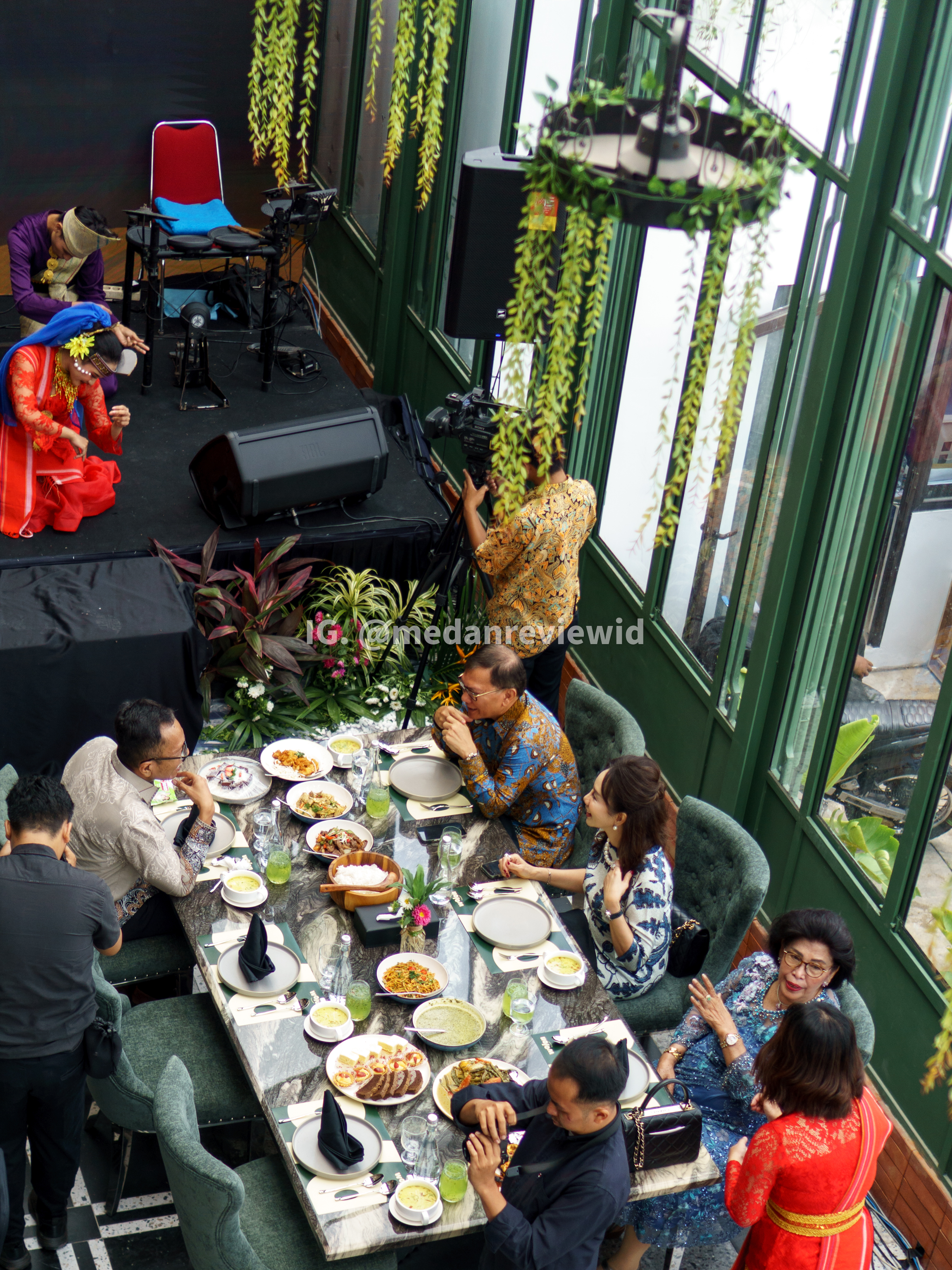 Wolon All Day Dining &ndash; restoran dengan menu lokal & internasional